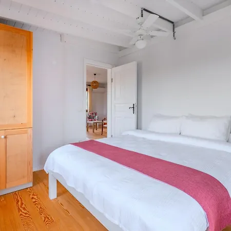 Ferienhaus House W Garden 5 Min To Tuzburnu Bay In *