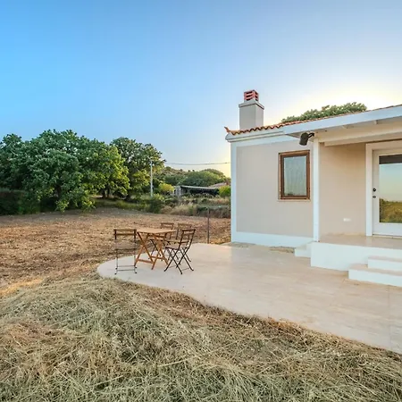 House W Garden 5 Min To Tuzburnu Bay In Ferienhaus Bozcaada
