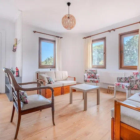 House W Garden 5 Min To Tuzburnu Bay In * Bozcaada